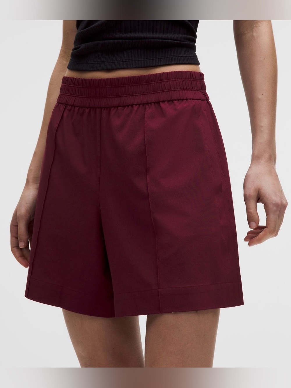 🆕 Lululemon Breezily Mid-Rise Short 6” Burgundy Bay Size L